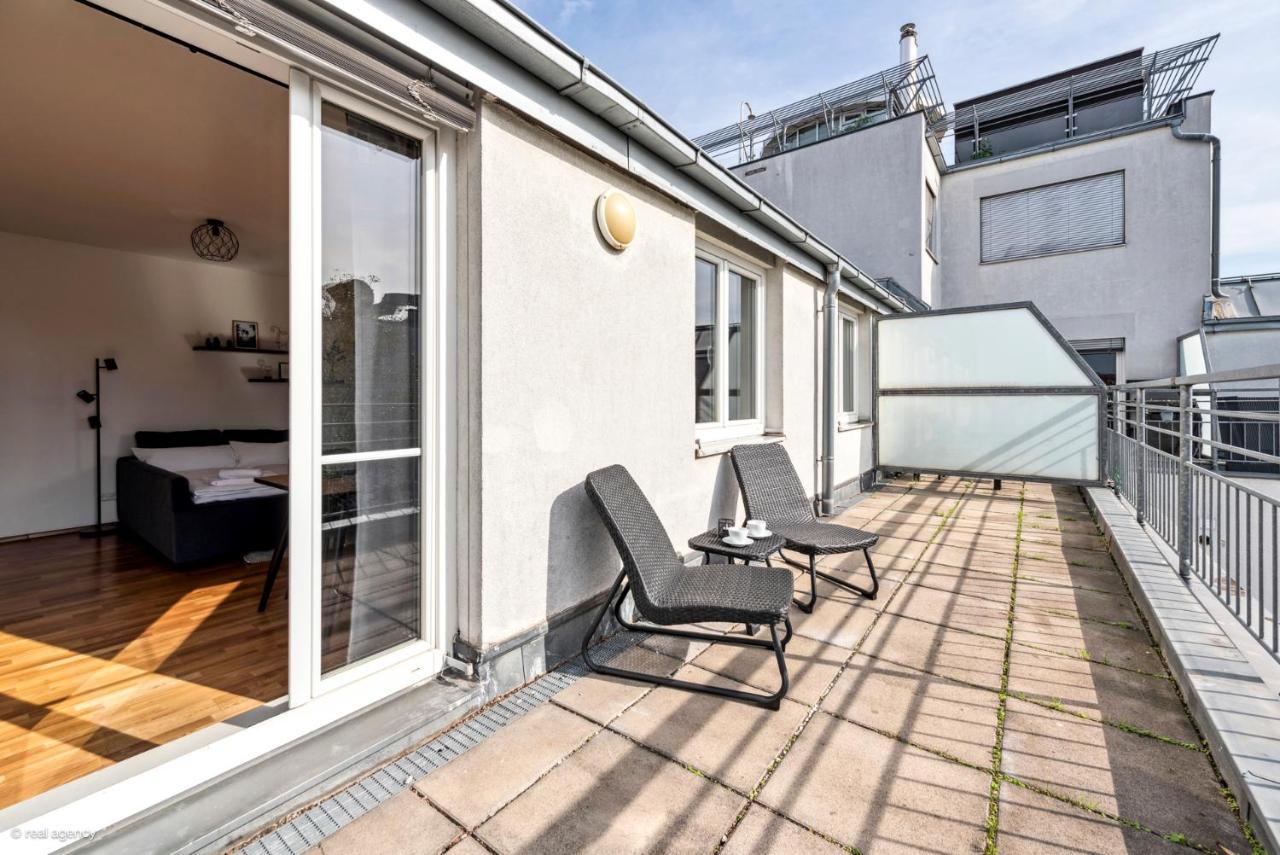 Bernhards Apartment Stadthalle - Klima & Terrasse Viena Exterior foto